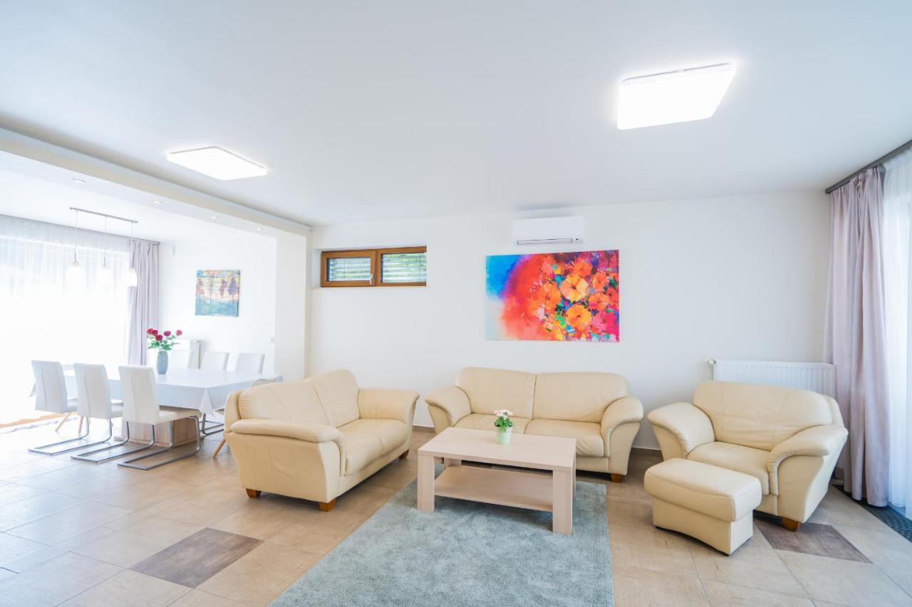 Silver Lodge Сиофок Екстериор снимка