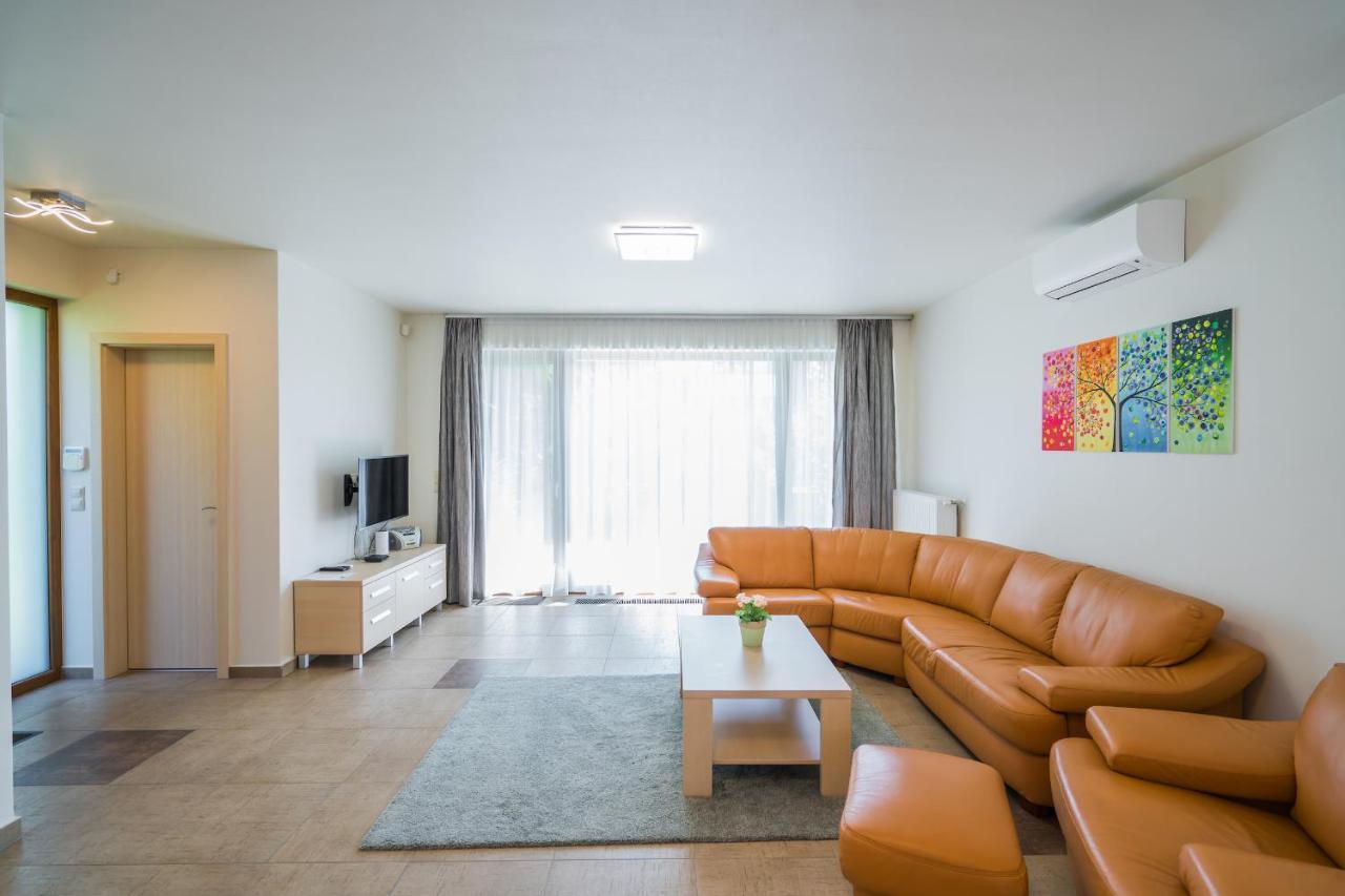 Silver Lodge Сиофок Екстериор снимка